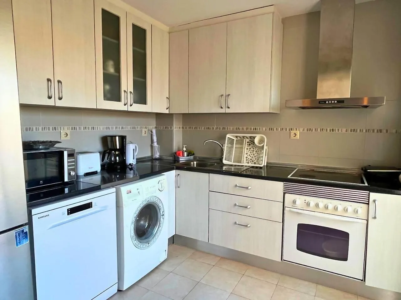 Home4U Calle Barcelona Armilla Apartment