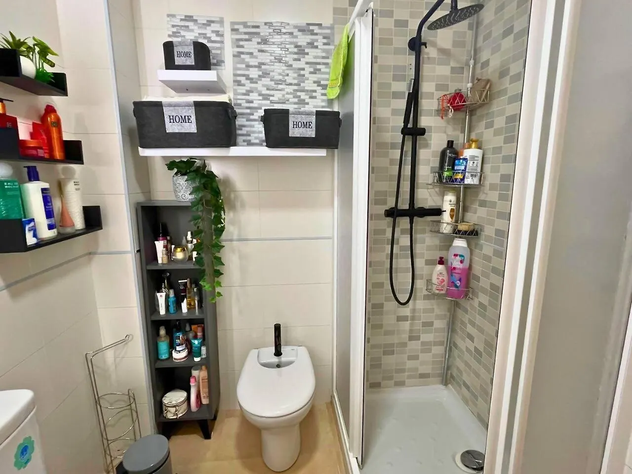 Apartment Home4U Calle Barcelona Armilla