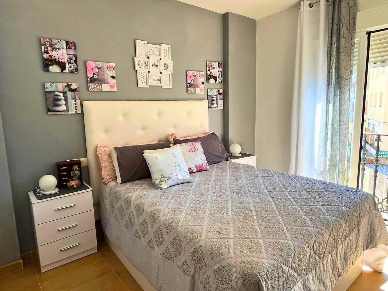 Apartment Home4U Calle Barcelona Armilla Spain